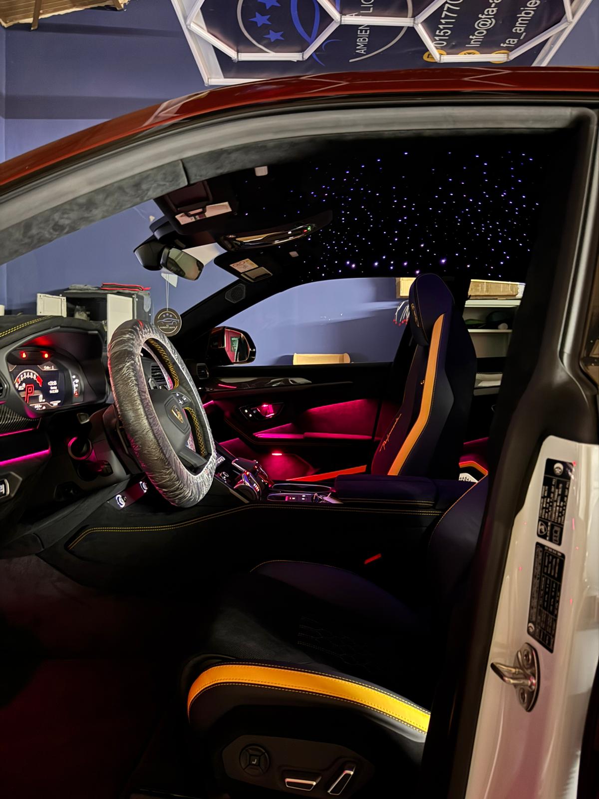 Ambiente Beleuchtung für Lamborghini Urus – Bild 16