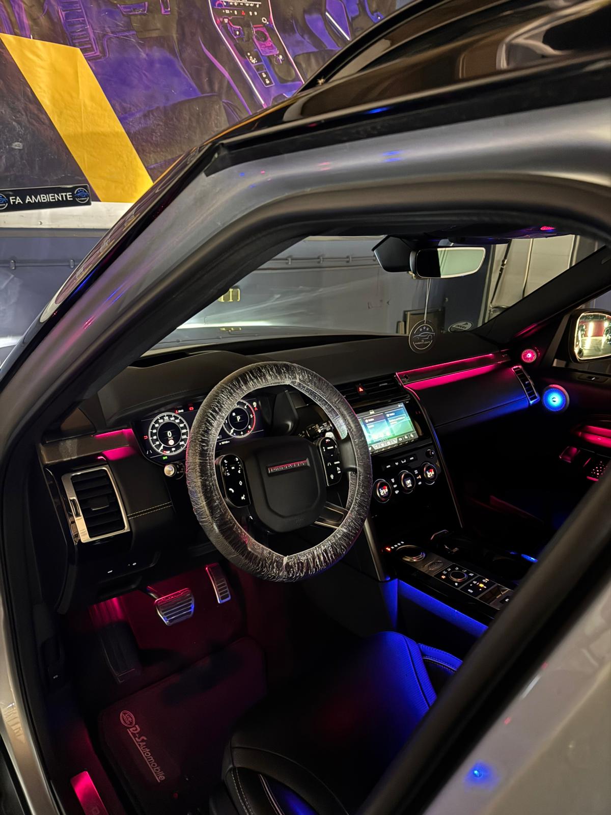 Ambiente Beleuchtung für Range Rover Velar – Bild 2