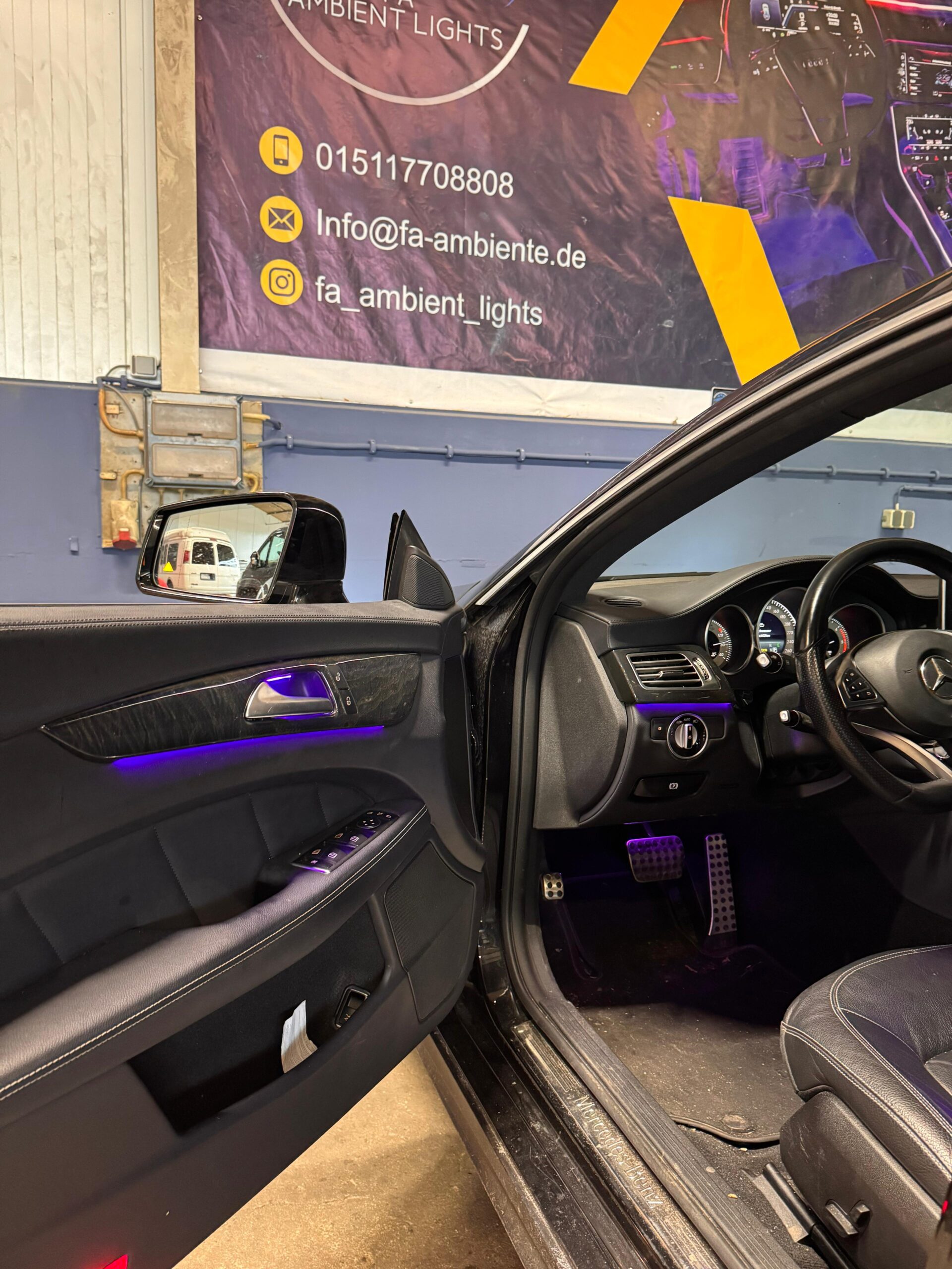 Ambiente Beleuchtung für Mercedes CLS W218 – Bild 2