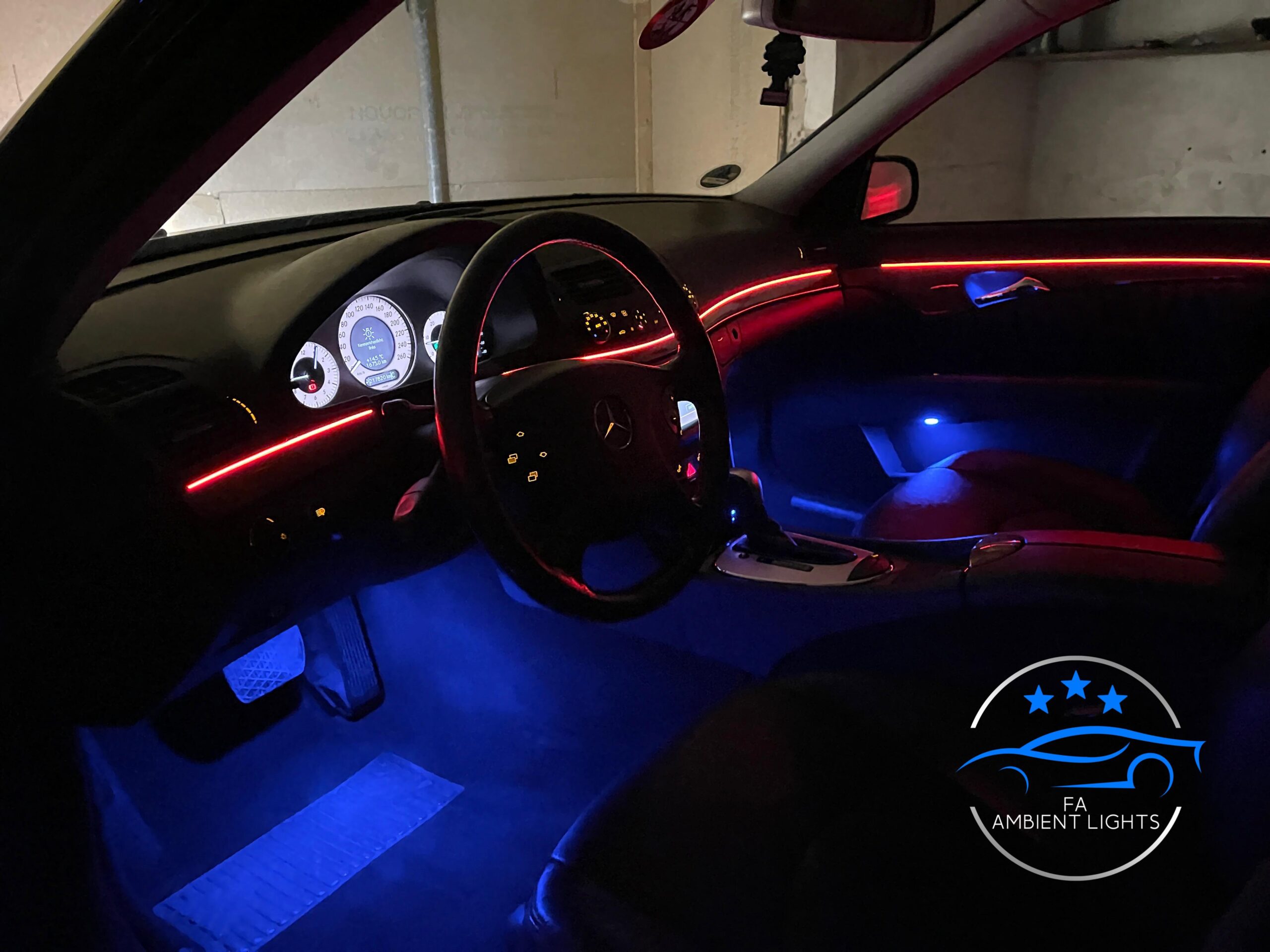 Ambiente Beleuchtung für Mercedes E-Klasse W211 – Bild 1