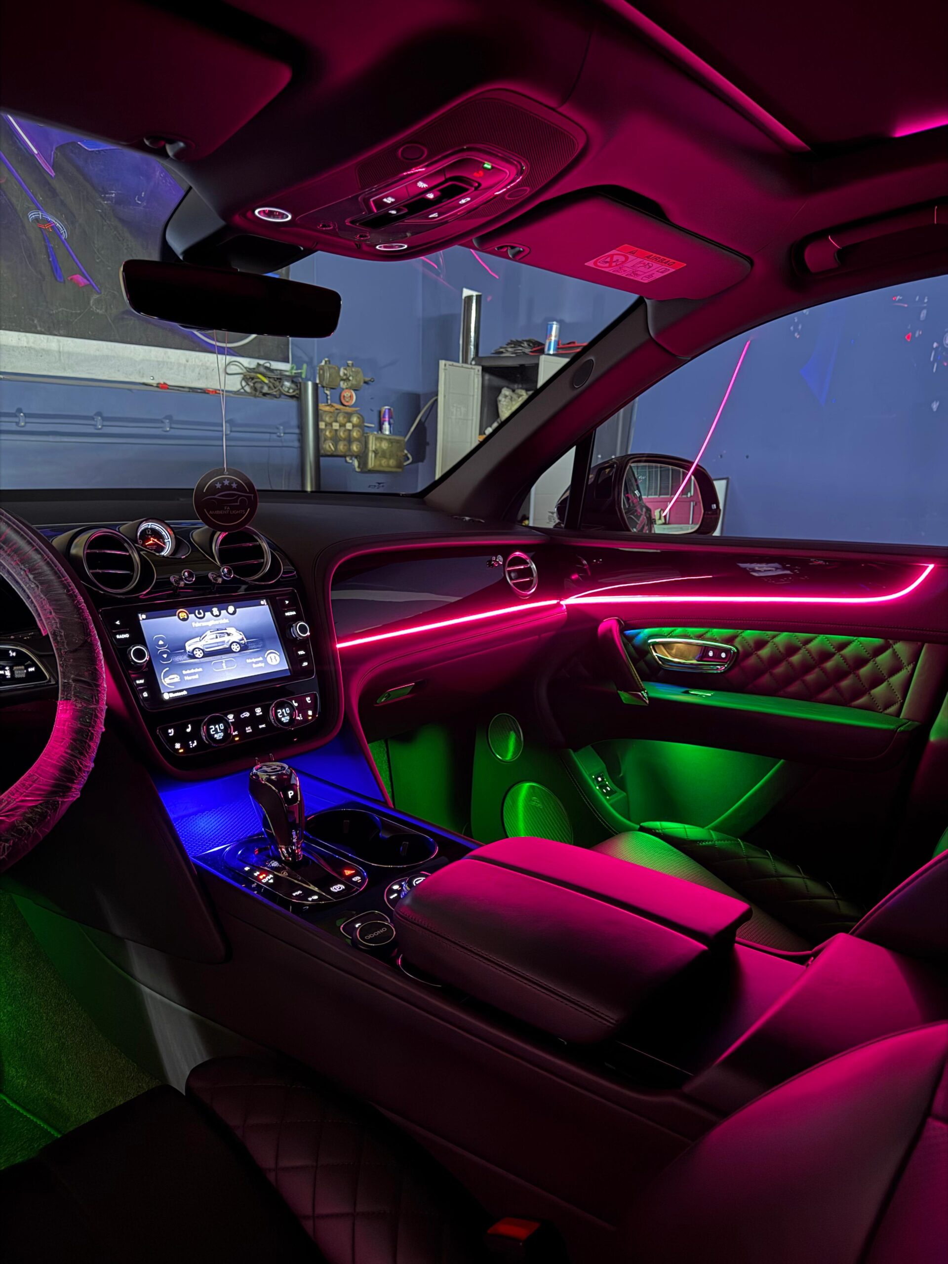 Ambiente Beleuchtung für Bentley Bentayga – Bild 11