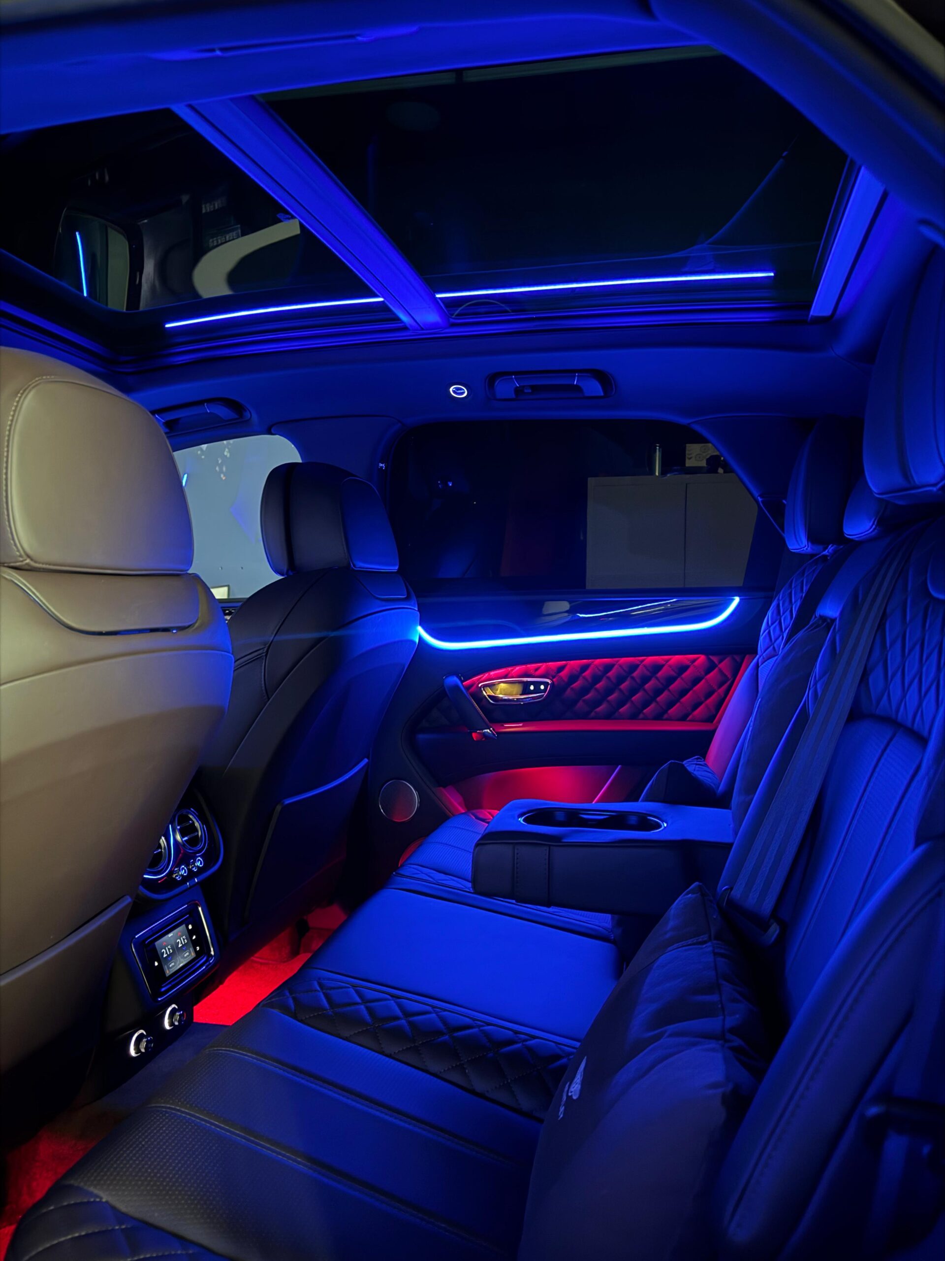 Ambiente Beleuchtung für Bentley Bentayga – Bild 17