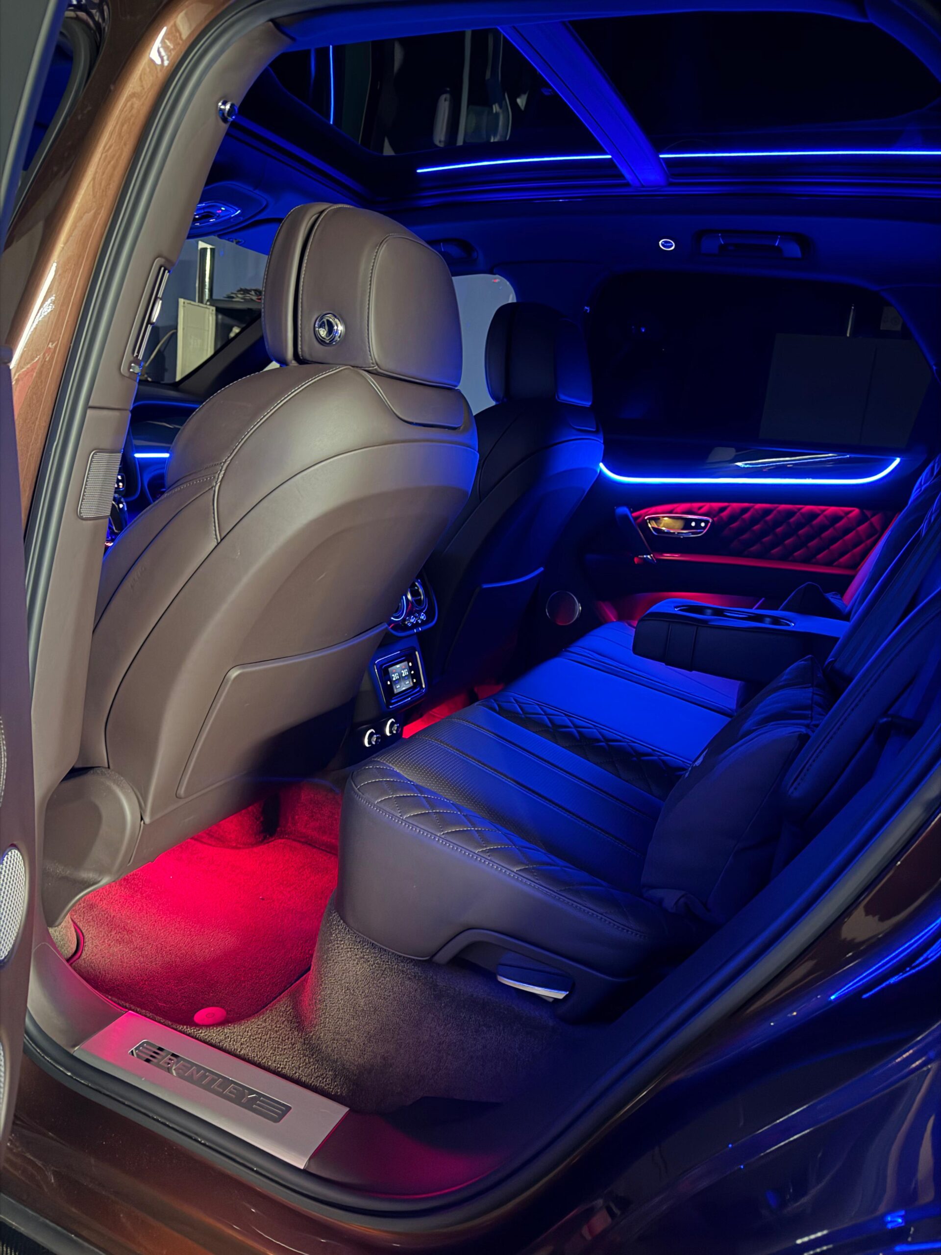 Ambiente Beleuchtung für Bentley Bentayga – Bild 13